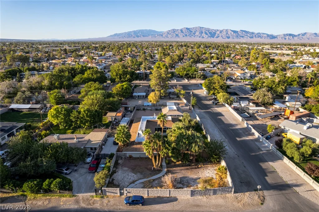 5710 Madre Mesa, Las Vegas, NV 89108