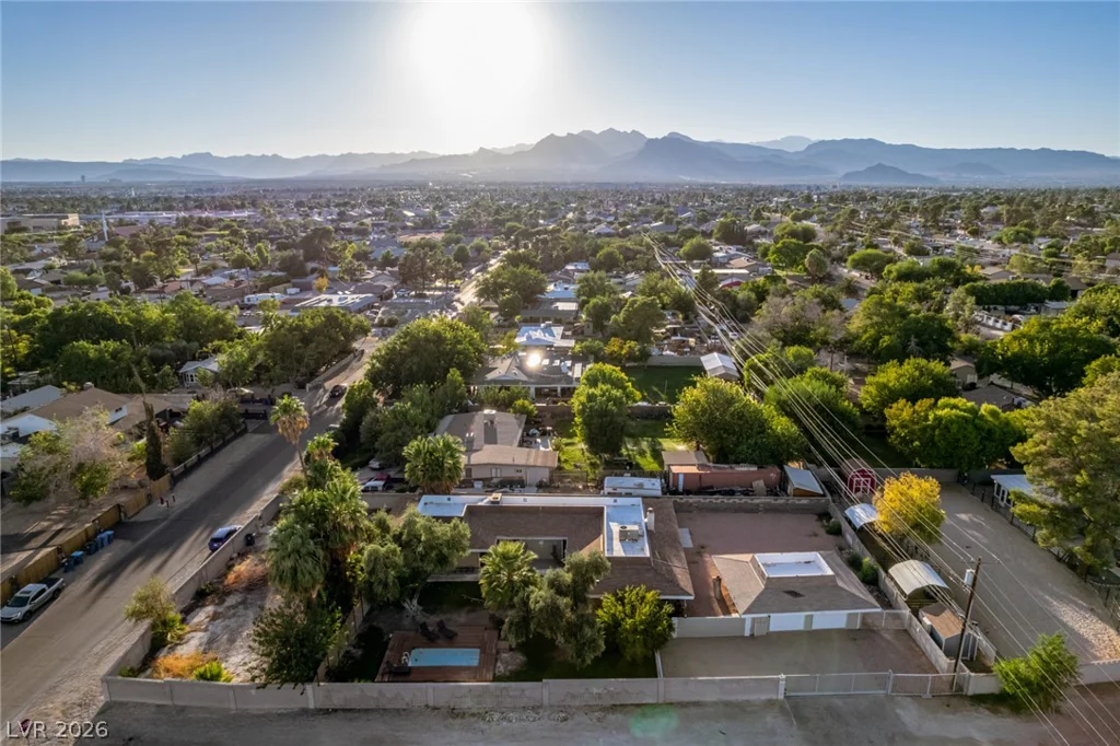 5710 Madre Mesa, Las Vegas, NV 89108