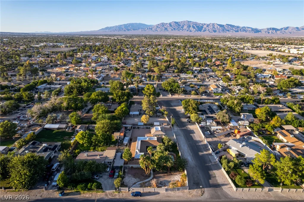 5710 Madre Mesa, Las Vegas, NV 89108