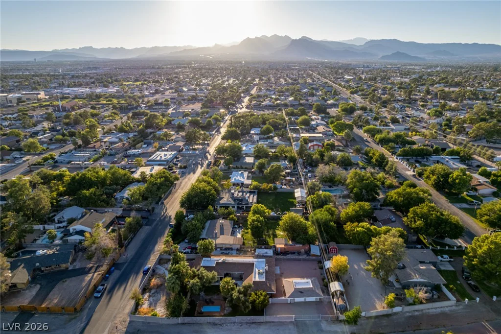 5710 Madre Mesa, Las Vegas, NV 89108