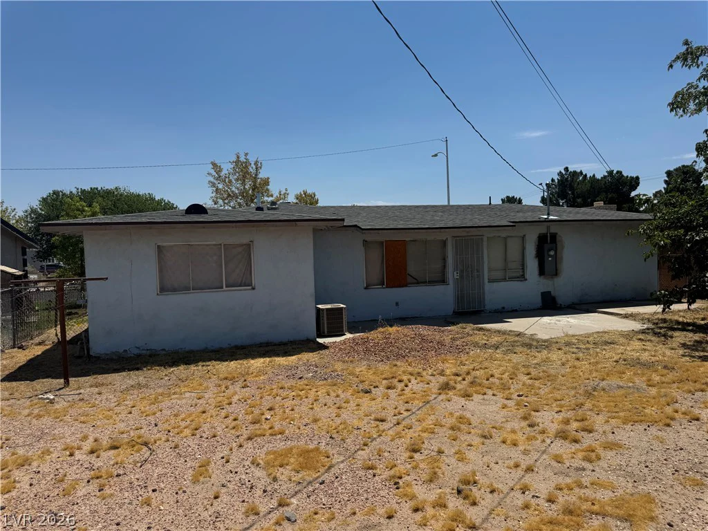 909 Mezpah, Las Vegas, NV 89106