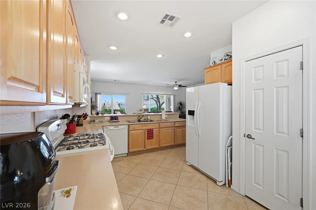 2198 Blackburn Hills Avenue, Henderson, NV 89044