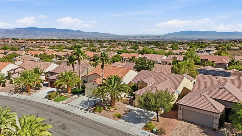 2198 Blackburn Hills Avenue, Henderson, NV 89044