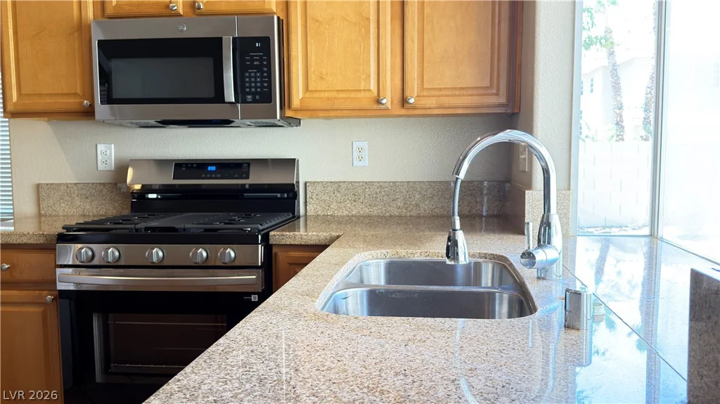 8524 Gold Flash, Las Vegas, NV 89129