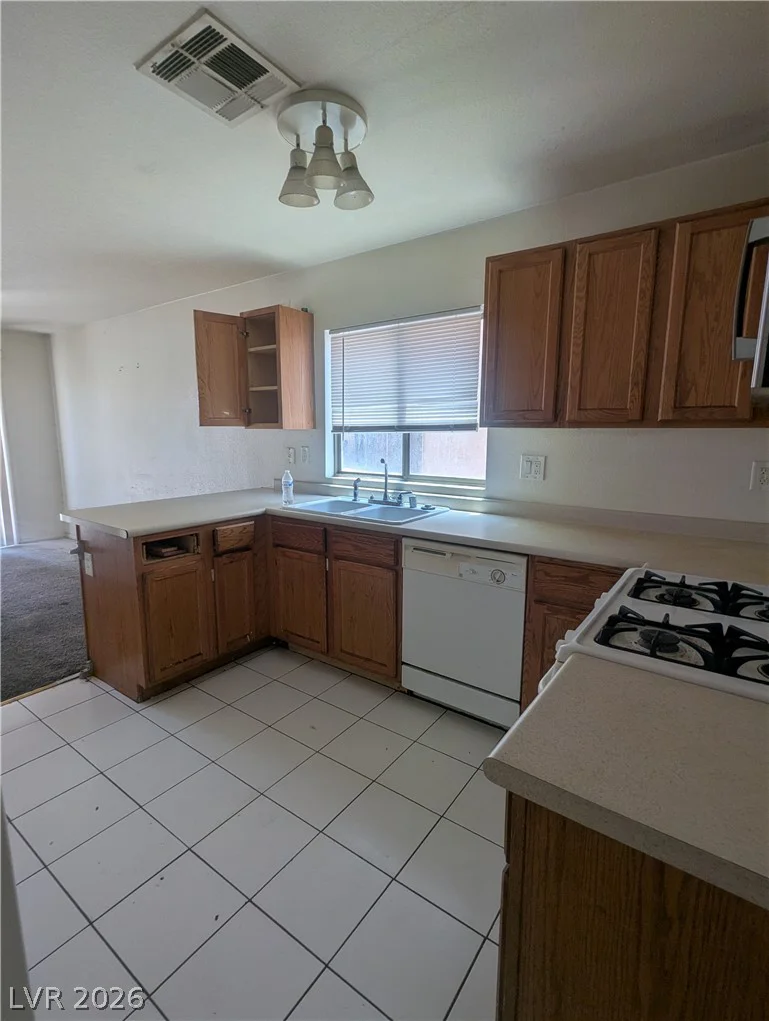 3528 Durant River, Las Vegas, NV 89122