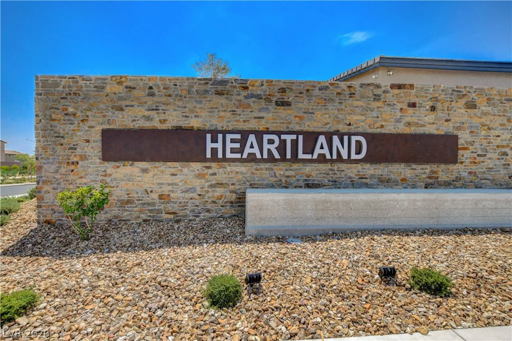 7617 Moore Creek, North Las Vegas, NV 89084