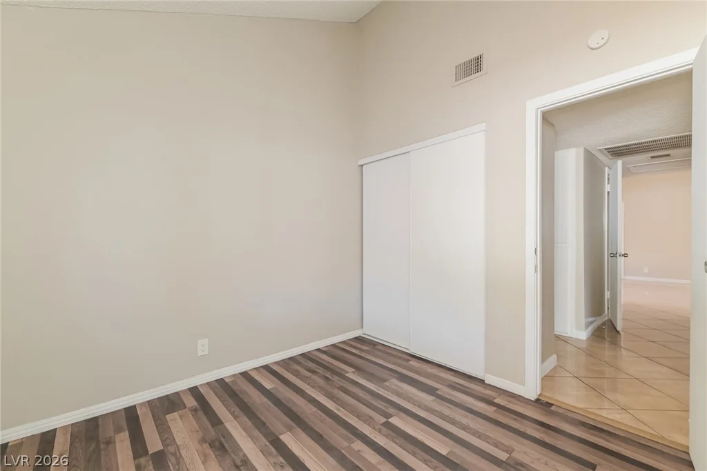 516 Laughlin, Las Vegas, NV 89110