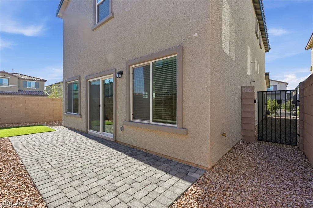 4702 Arctic Cliffs, Las Vegas, NV 89141