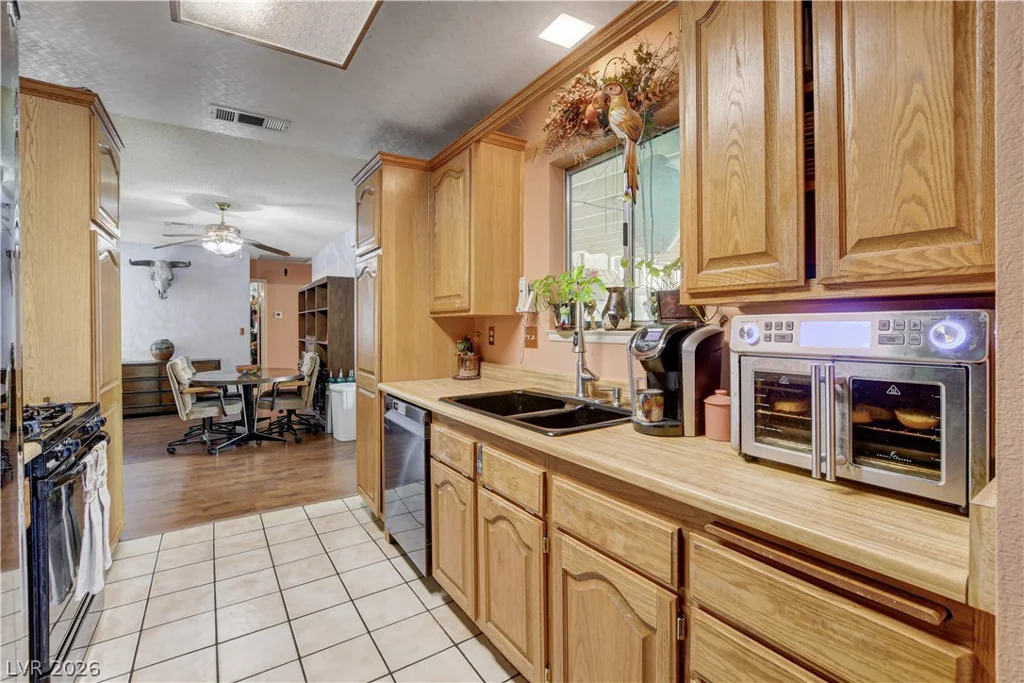 4479 Wendy, Las Vegas, NV 89115
