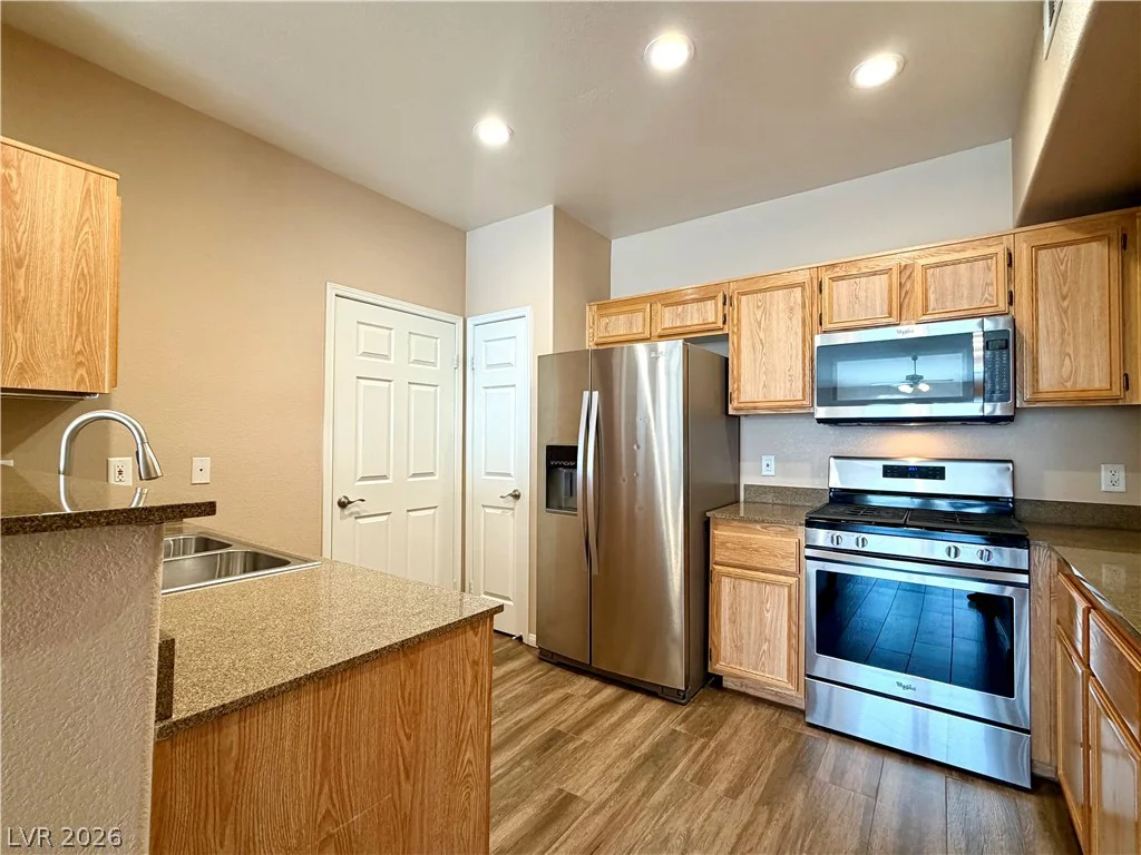 10001 Peace, Las Vegas, NV 89147