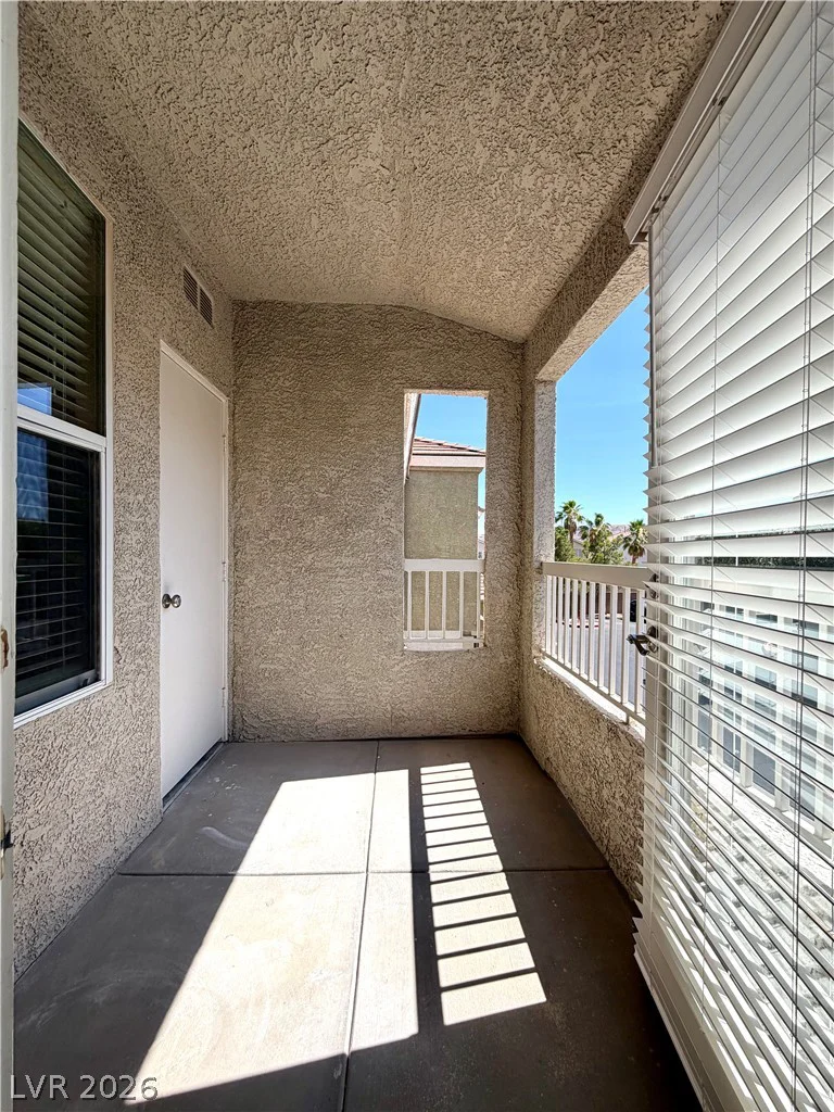 10001 Peace, Las Vegas, NV 89147