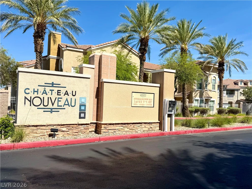 10001 Peace, Las Vegas, NV 89147