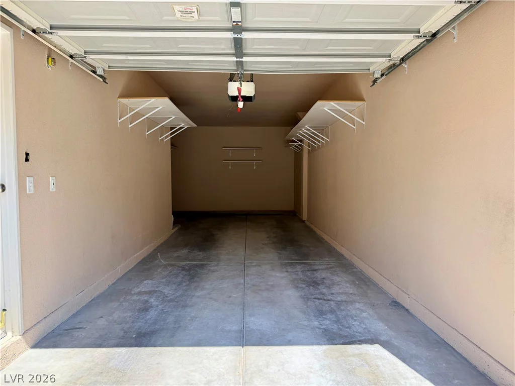 10001 Peace, Las Vegas, NV 89147