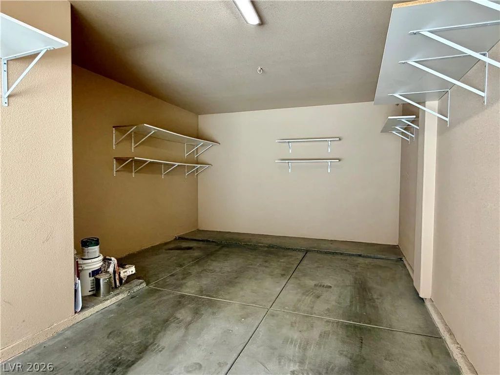 10001 Peace, Las Vegas, NV 89147