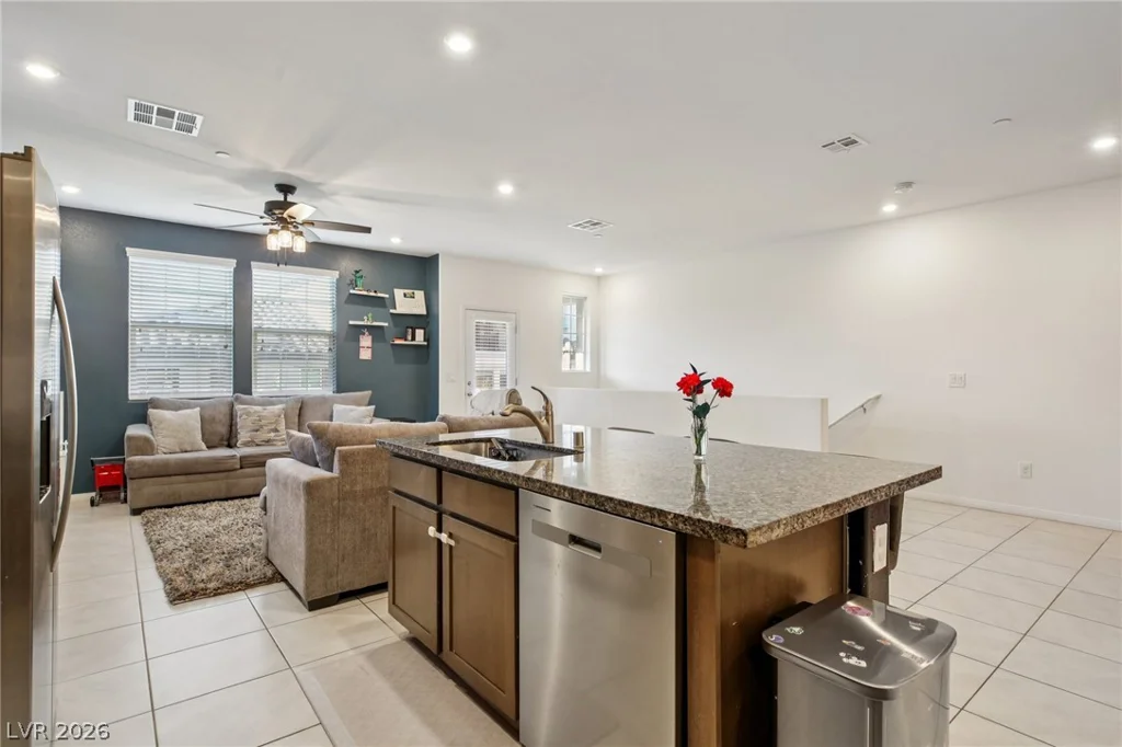 669 Tiarella, Las Vegas, NV 89015