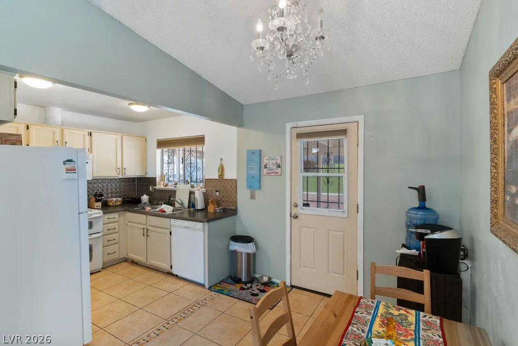 2256 Sabroso, Las Vegas, NV 89156