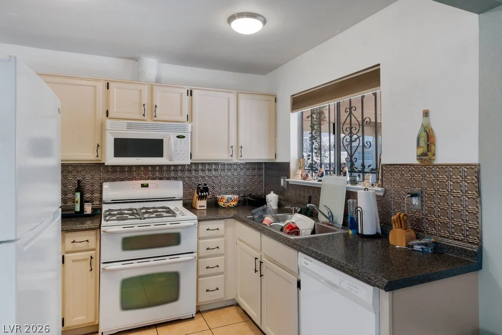 2256 Sabroso, Las Vegas, NV 89156