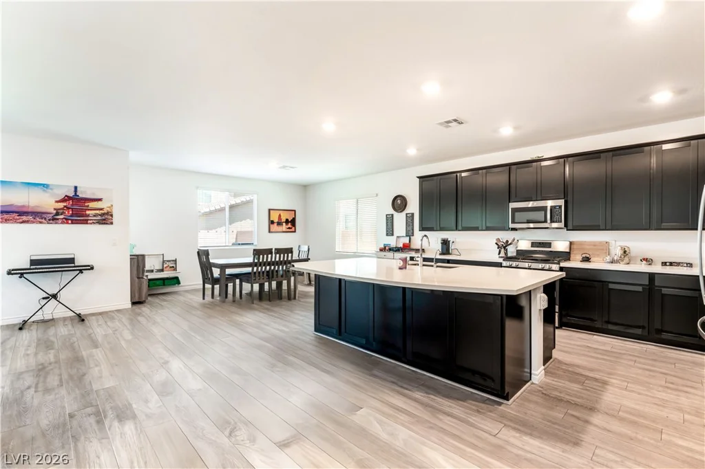 4456 Mural Glen, North Las Vegas, NV 89084