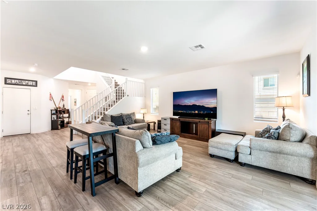 4456 Mural Glen, North Las Vegas, NV 89084