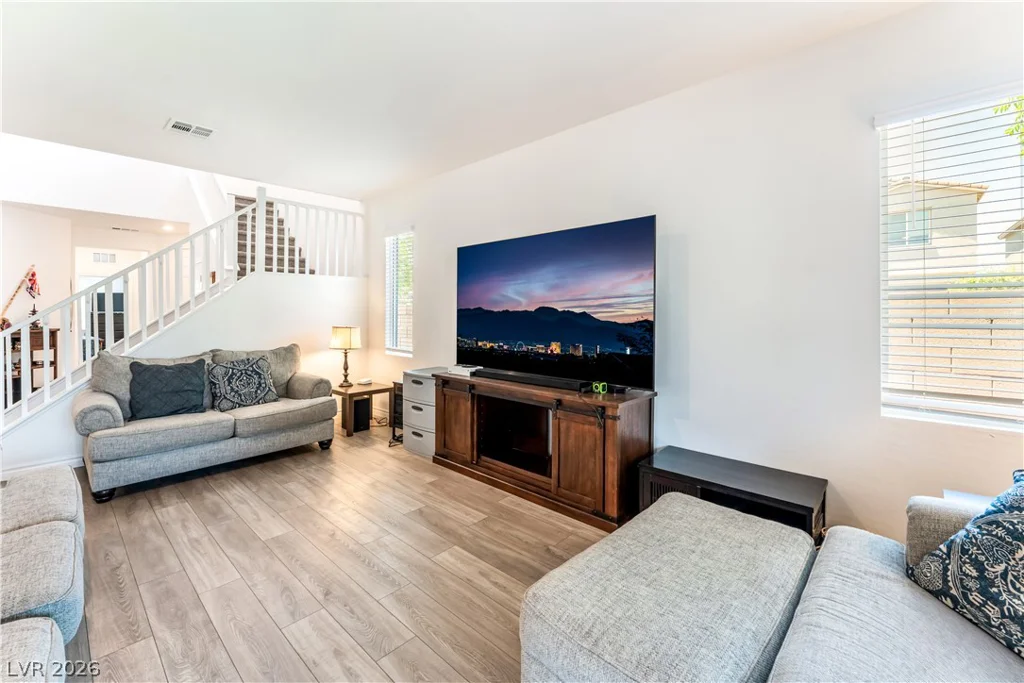4456 Mural Glen, North Las Vegas, NV 89084