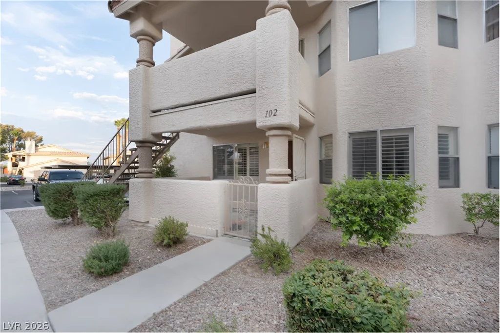 1325 Pinto Rock, Las Vegas, NV 89128