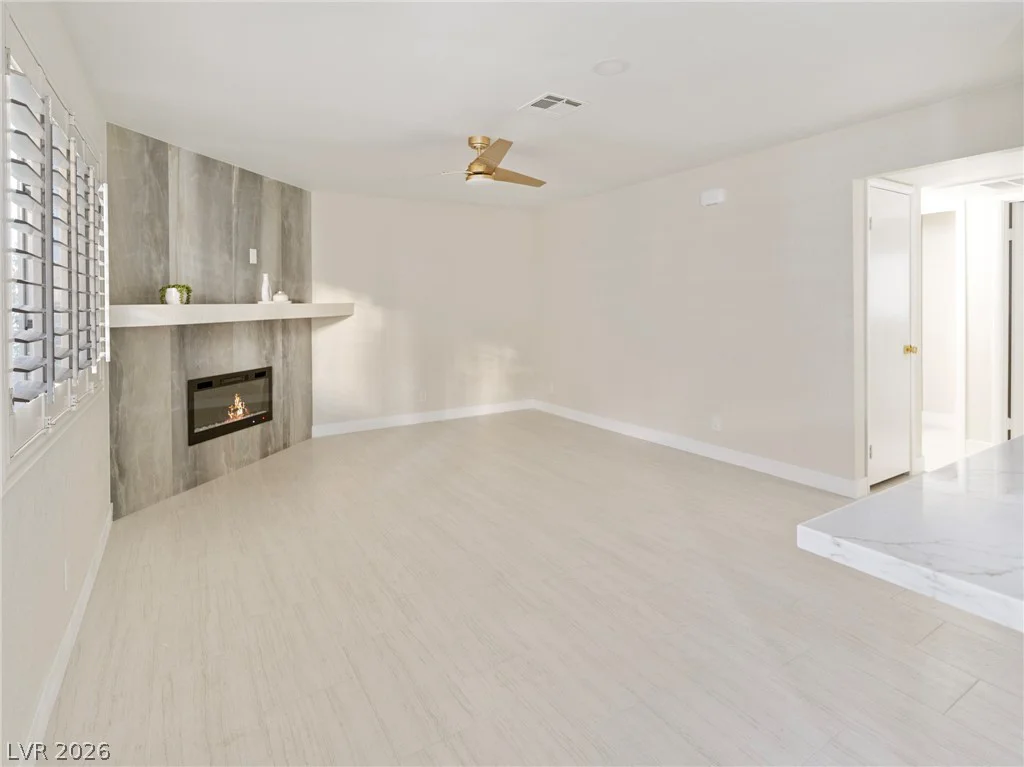1325 Pinto Rock, Las Vegas, NV 89128