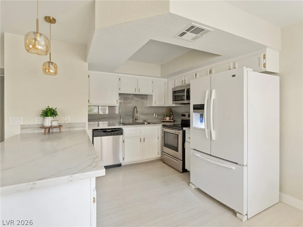 1325 Pinto Rock, Las Vegas, NV 89128