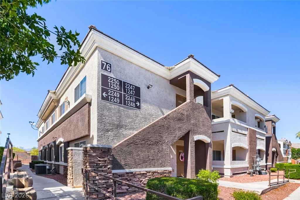 9303 Gilcrease, Las Vegas, NV 89149
