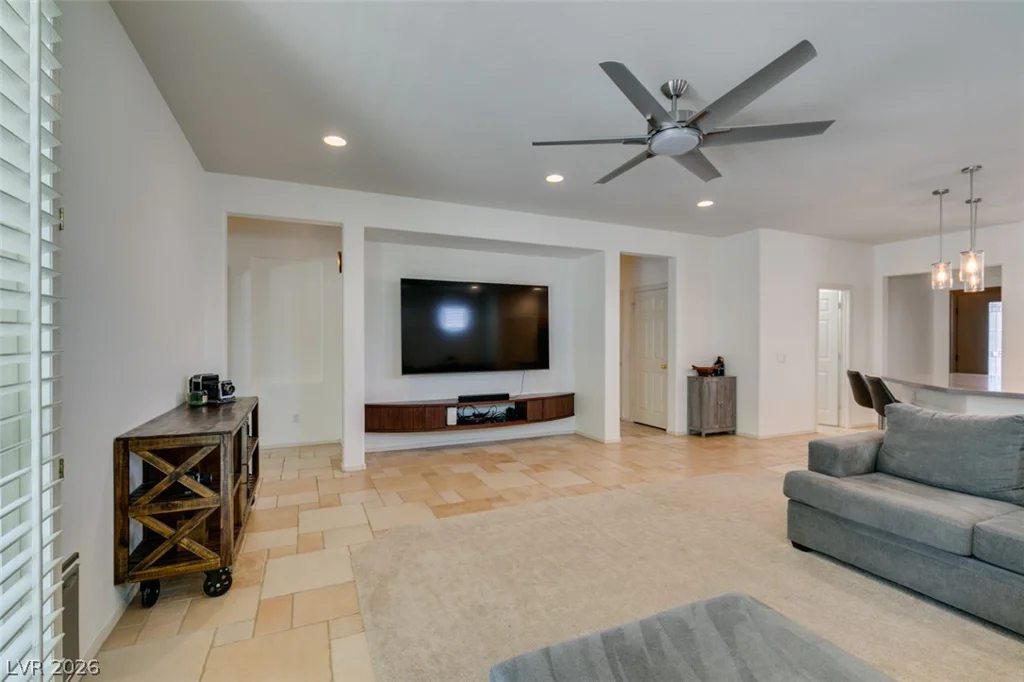 10925 Fog Hollow, Las Vegas, NV 89135