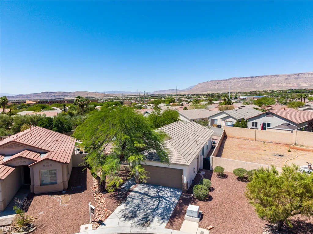 10925 Fog Hollow, Las Vegas, NV 89135