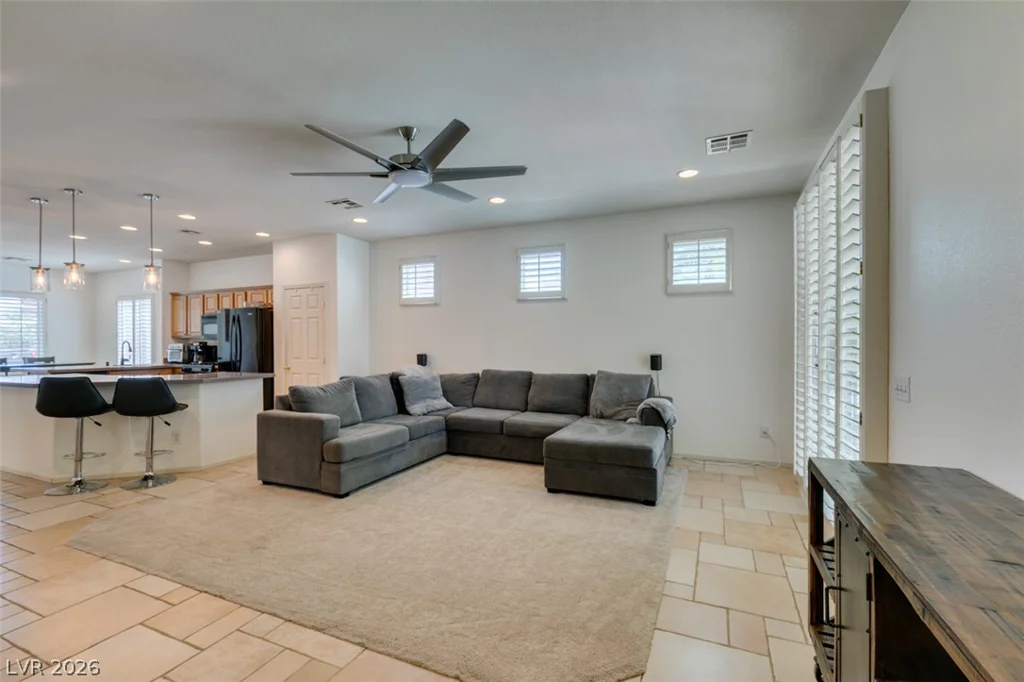 10925 Fog Hollow, Las Vegas, NV 89135