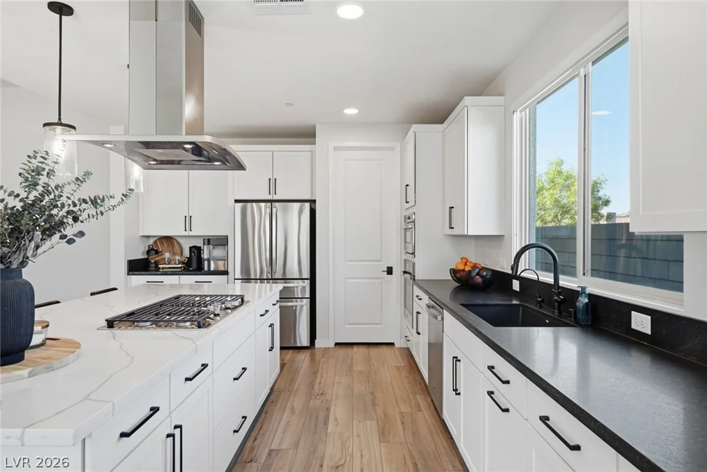 10253 Barnett Hill, Las Vegas, NV 89166