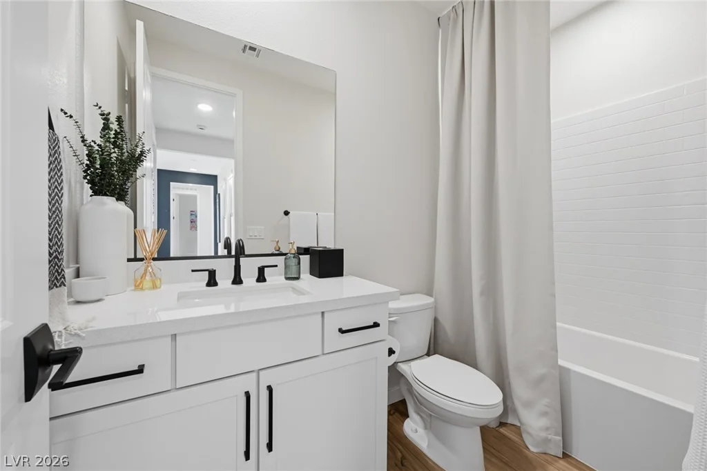 10253 Barnett Hill, Las Vegas, NV 89166
