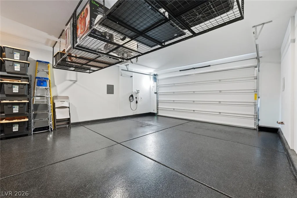 10253 Barnett Hill, Las Vegas, NV 89166