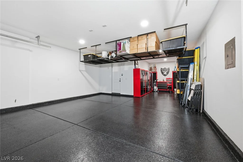 10253 Barnett Hill, Las Vegas, NV 89166