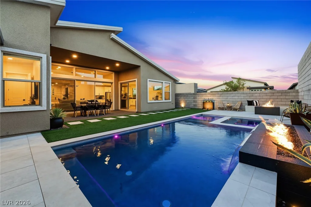 10253 Barnett Hill, Las Vegas, NV 89166