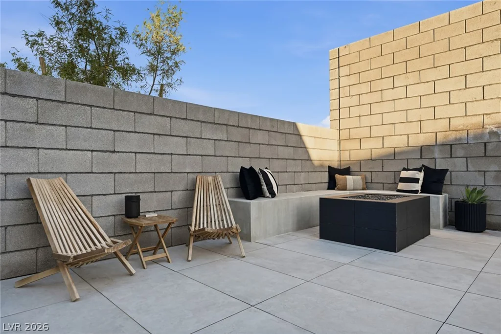 10253 Barnett Hill, Las Vegas, NV 89166