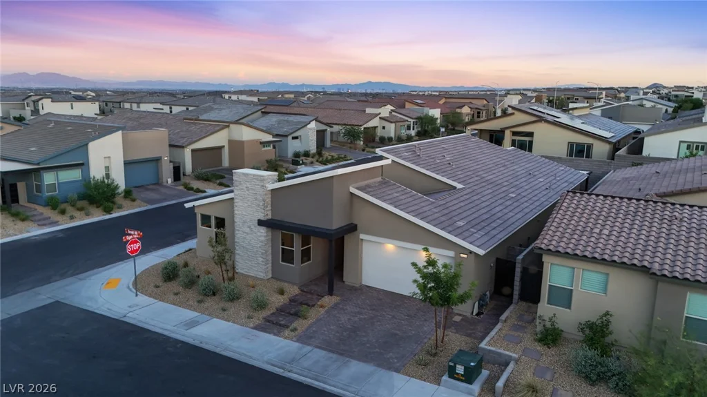 10253 Barnett Hill, Las Vegas, NV 89166