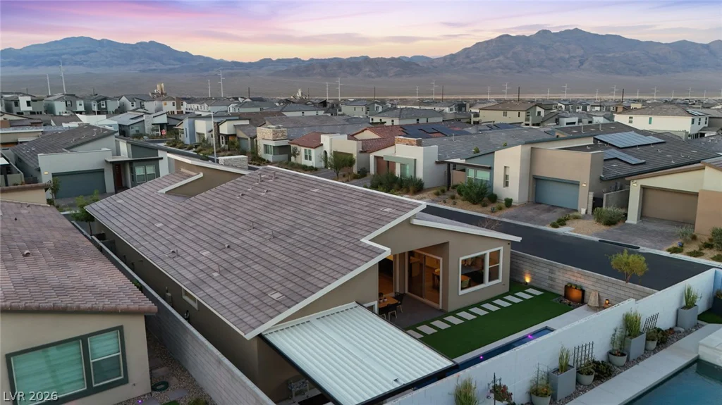 10253 Barnett Hill, Las Vegas, NV 89166