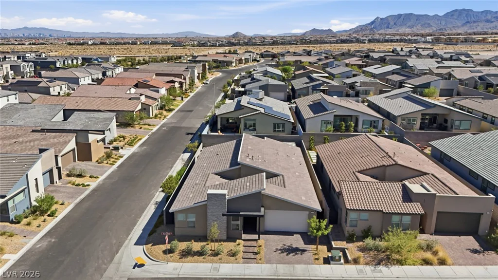 10253 Barnett Hill, Las Vegas, NV 89166