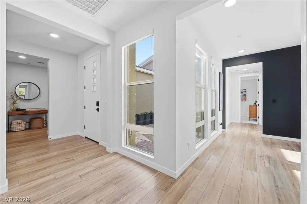 10253 Barnett Hill, Las Vegas, NV 89166