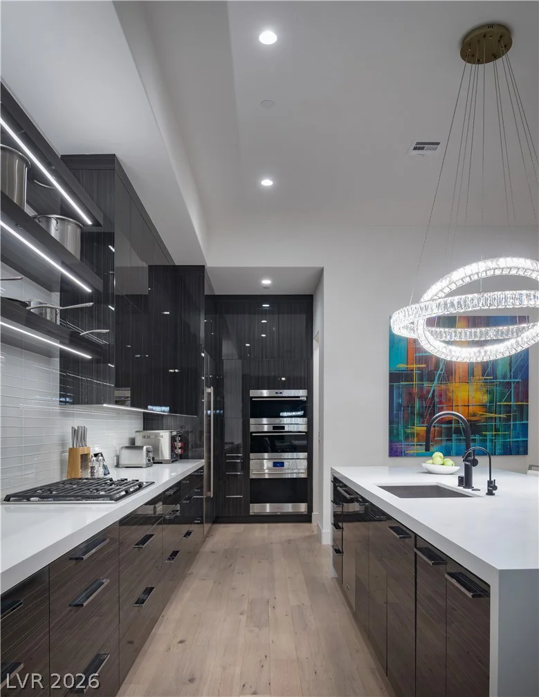 678 Blackrock Rim, Henderson, NV 89012
