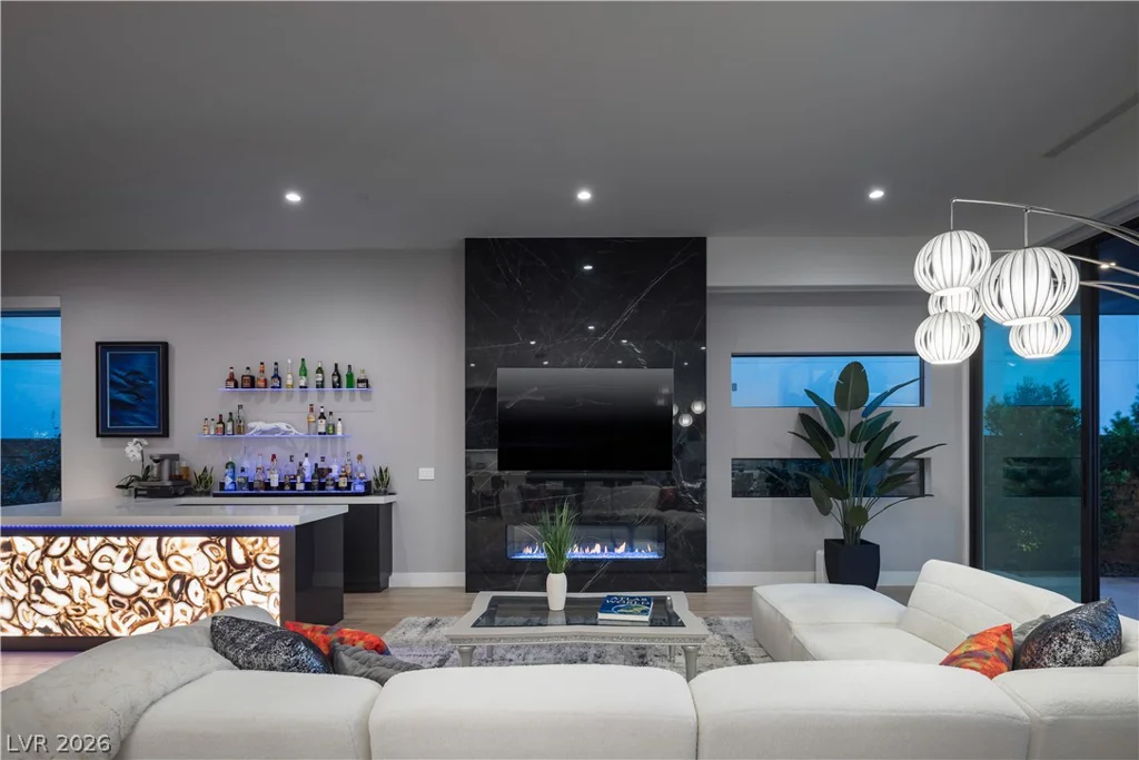 678 Blackrock Rim, Henderson, NV 89012
