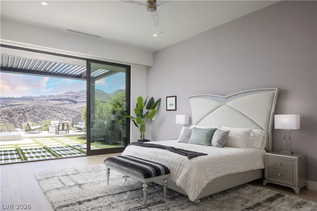 678 Blackrock Rim, Henderson, NV 89012