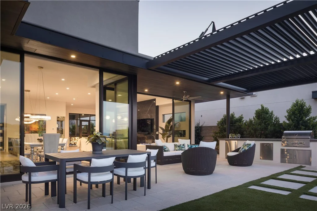 678 Blackrock Rim, Henderson, NV 89012