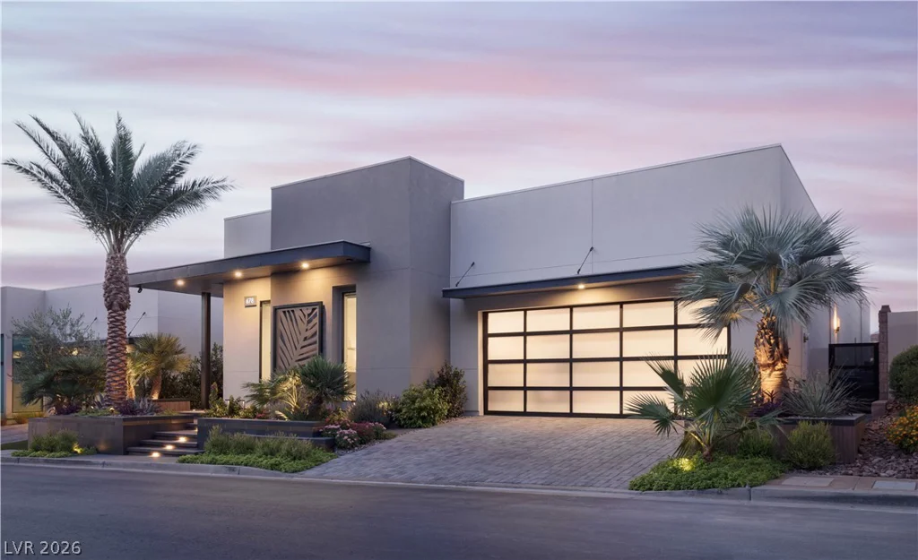 678 Blackrock Rim, Henderson, NV 89012