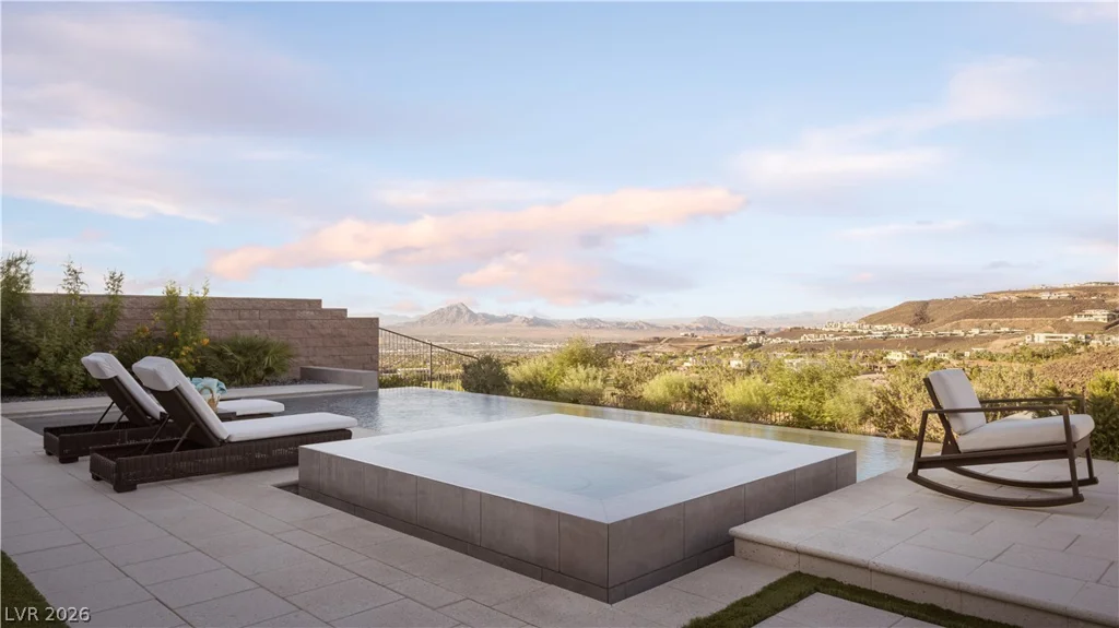 678 Blackrock Rim, Henderson, NV 89012