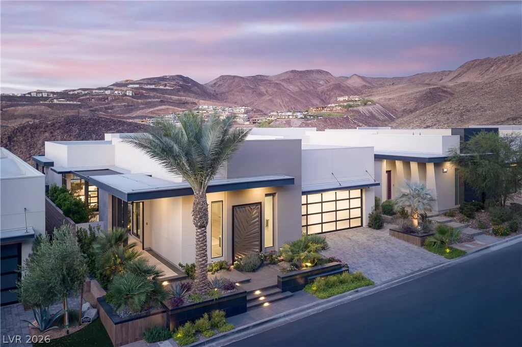 678 Blackrock Rim, Henderson, NV 89012