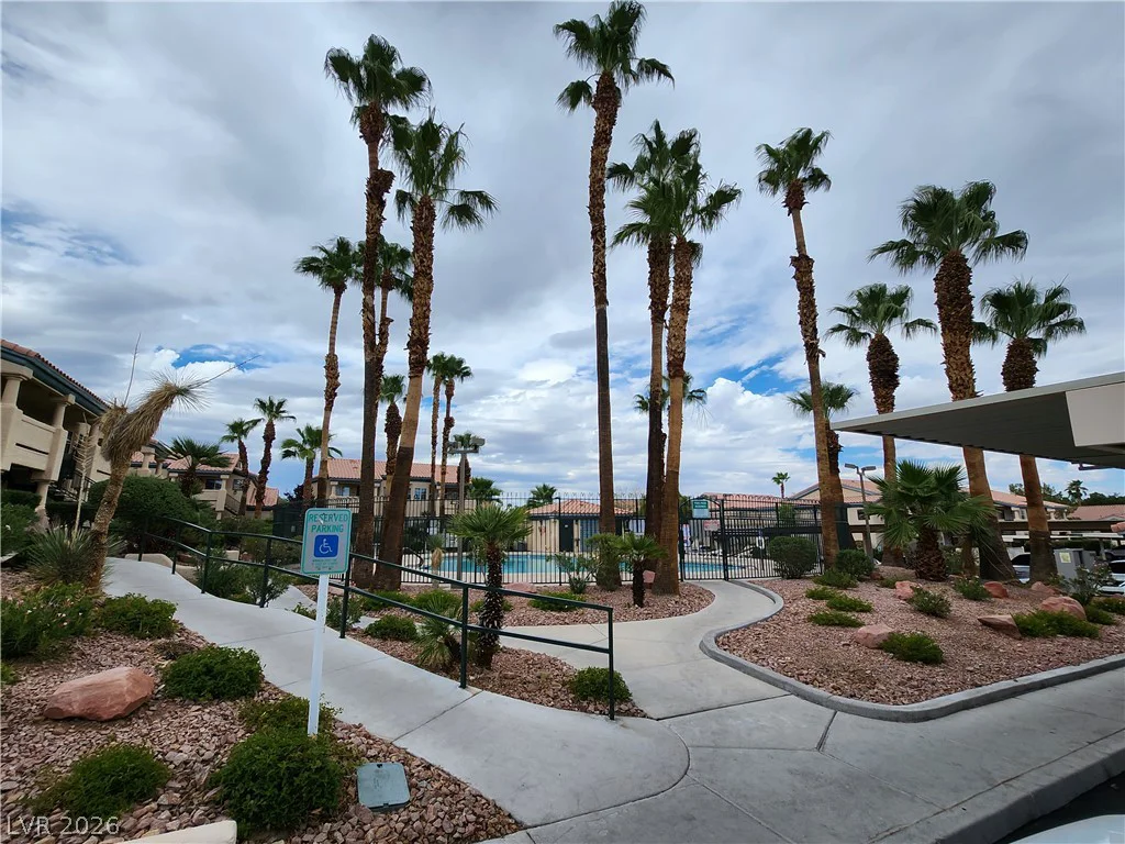 8410 Eldora, Las Vegas, NV 89117
