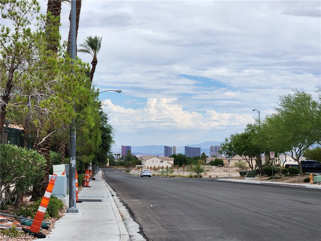 8410 Eldora, Las Vegas, NV 89117
